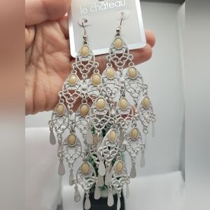 White Long Chandelier Dangle Beaded Earrings Le Chateau 5''